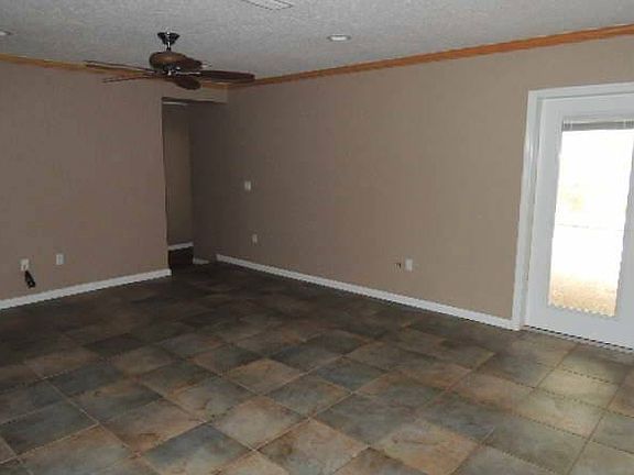 4th image of 114 N Lockmoor Ave