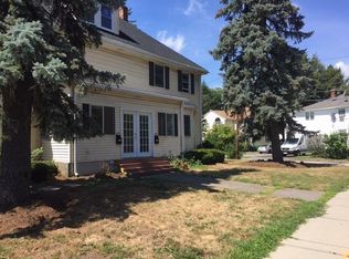1126 Chestnut St #2, Newton Upper Falls, MA 02464