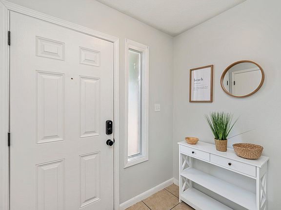 5th image of 156 Scottwood Dr SE