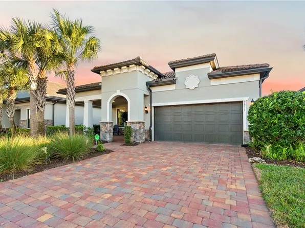 9811 Everglades DR, NAPLES, FL 34120