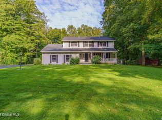 3 Woods Way, Clifton Park, NY 12065