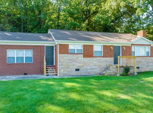 455 Valley View Dr, Morristown, TN 37813