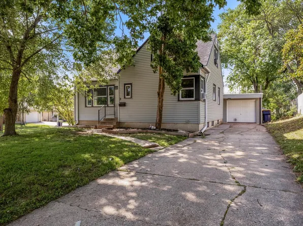 8505 W Arthur AVENUE, West Allis, WI 53227