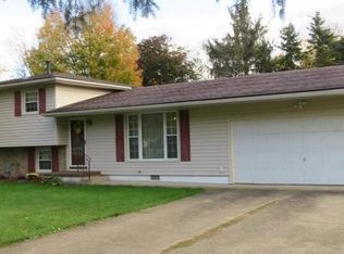 22701 Mayfair Ave, Minerva, OH 44657