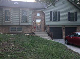 11638 Earnshaw St, Overland Park, KS 66210