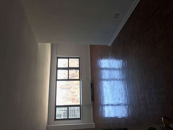 3rd image of 245 E 63rd St APT 33E