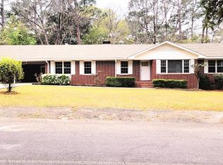1621 Windsor Dr, Waycross, GA 31501
