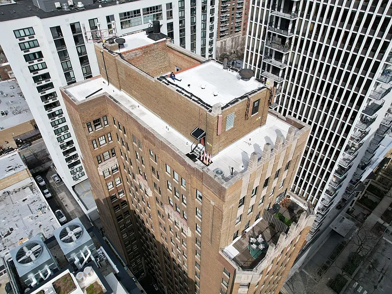 Canterbury Court Apartments — Photo 70