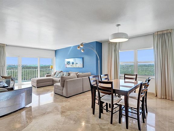 4th image of 500 Bayview Dr APT 1422