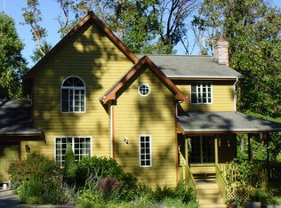 20616 87th Ave SW, Vashon, WA 98070