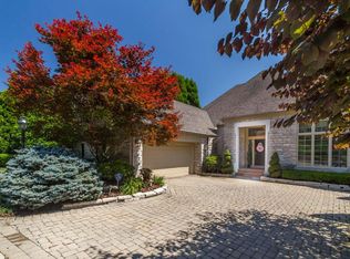 10173 Chelton Wood, Powell, OH