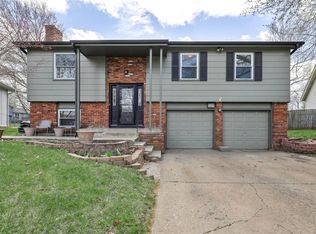 1937 Mohawk Cir, Olathe, KS 66062