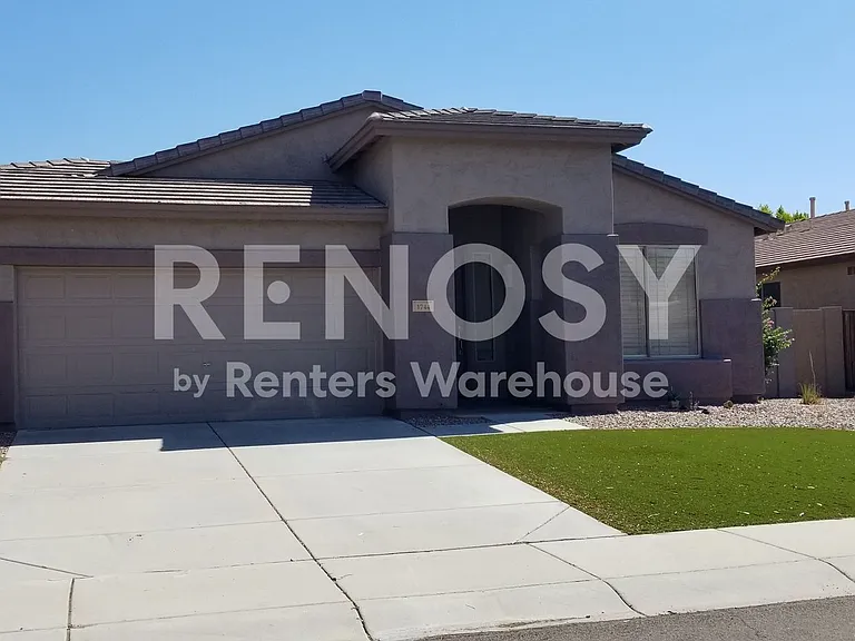 1744 W Frye Rd — Photo 16