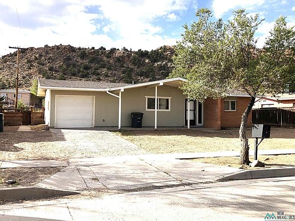 2nd image of 3108 Ciniza Dr