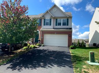 283 Maple Ridge Dr, Canonsburg, PA 15317