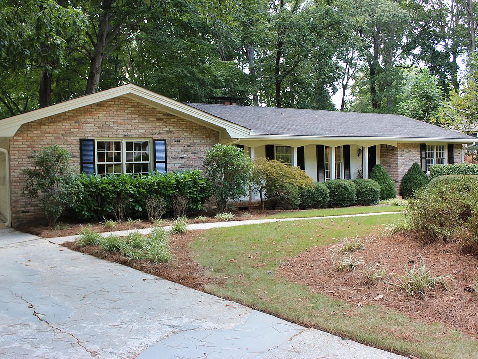 1st image of 2298 Winding Woods Dr
