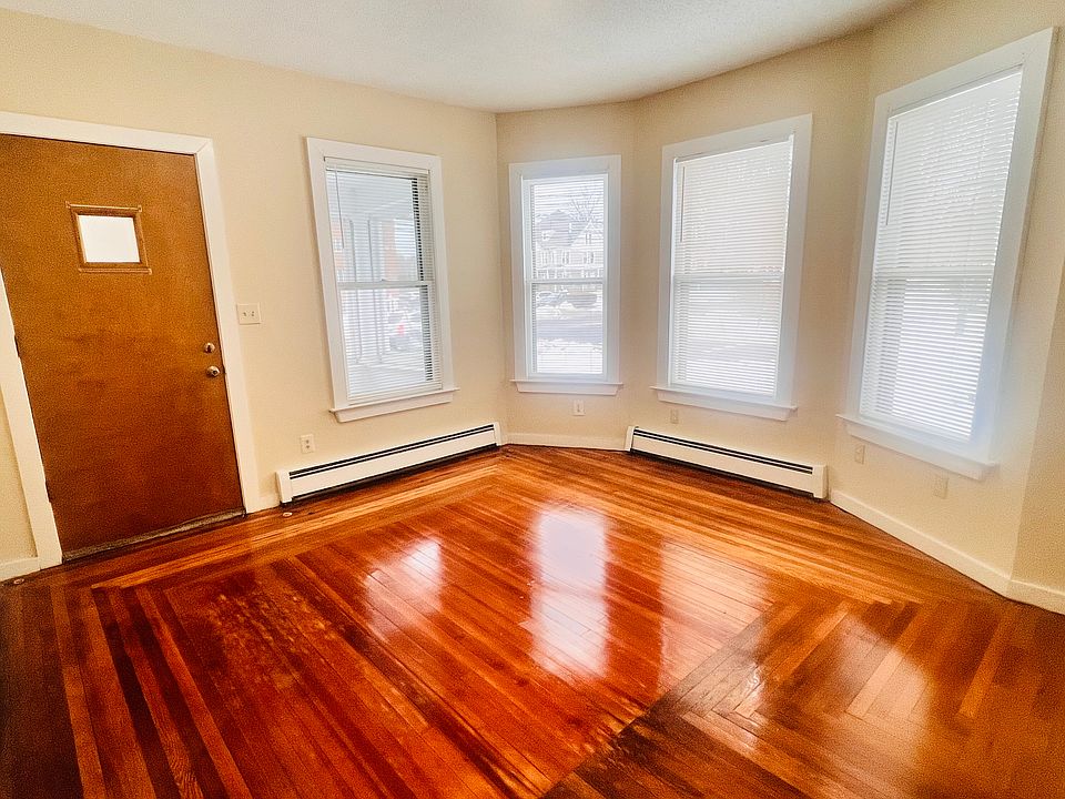 Livingroom/Dinning Room