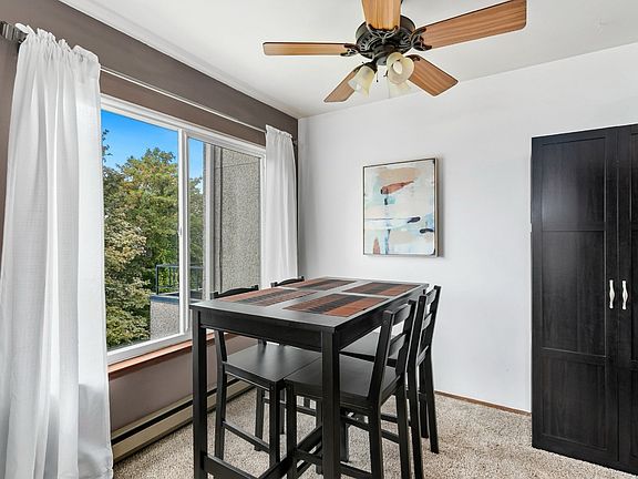 4th image of 1100 S Atlantic St Unit 304