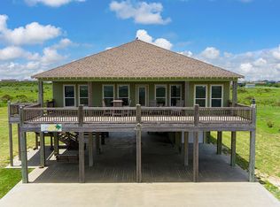 437 Atkinson St, Crystal Beach, TX 77650