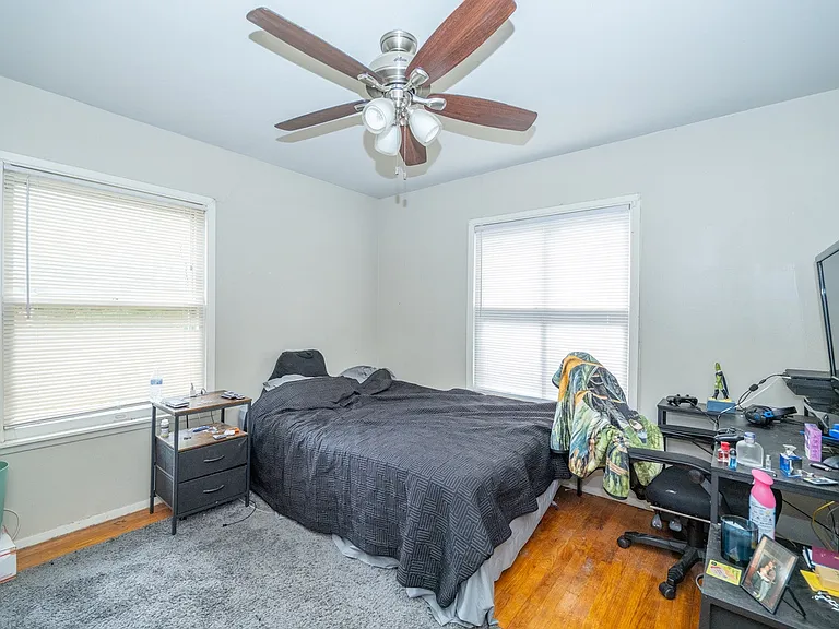 311 Blakeley Dr — Photo 10
