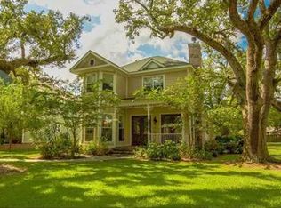 20 Sweetgrass Ln, Ocean Springs, MS 39564