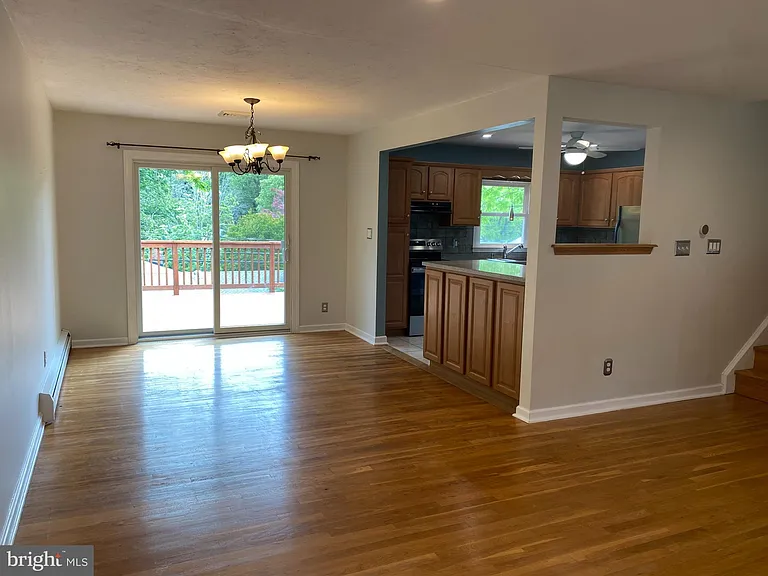 2721 Burnley Rd — Photo 3