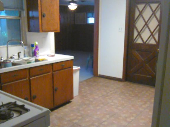 4th image of 1810 Linda Ln