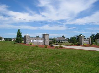 14327 McRaven Ln, Mount Vernon, IL 62864