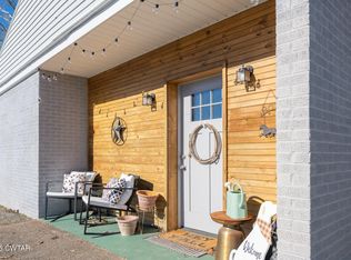 2215 Wildersv Xrds, Wildersville, TN 38388