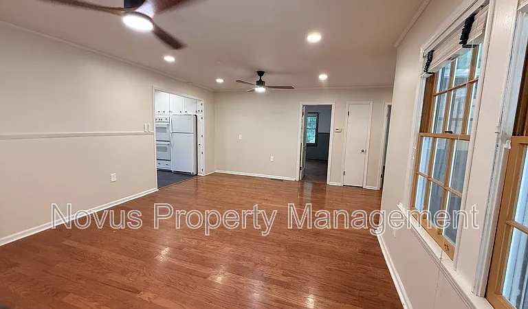 142 Oak Ave — Photo 12