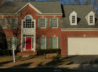 12376 Iona Sound Dr, Bristow, VA 20136