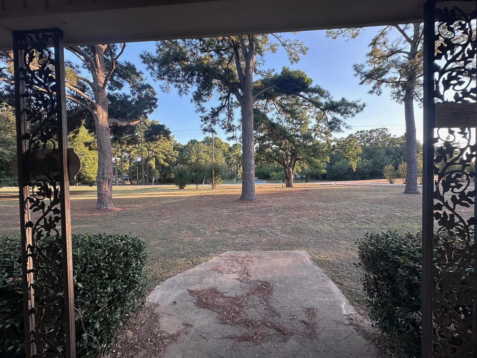 2 bed, 2.0 bath, 1690 sqft, $1,900 — Photo 4