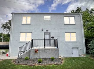 11045 S Aberdeen St, Chicago, IL 60643