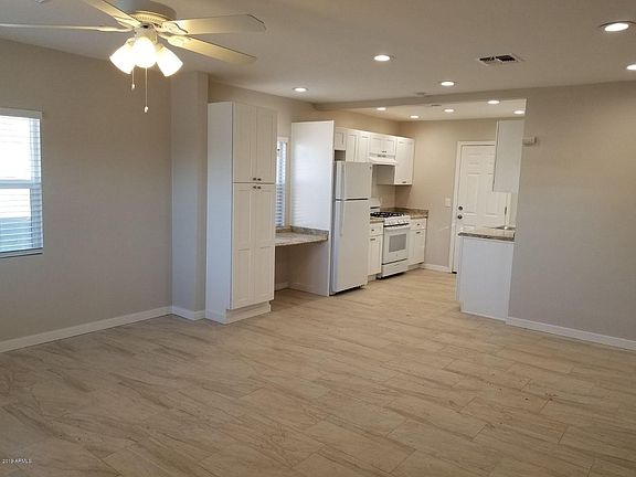 4th image of 206 E Jones Ave