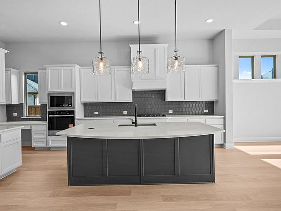 DAL_South Pointe_Double Oak II_2604 Brazos Drive 3