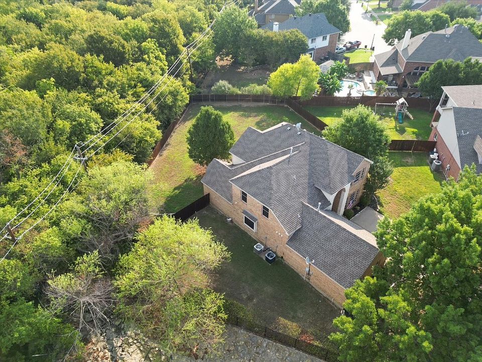 1st image of 4111 Lakeshore Dr