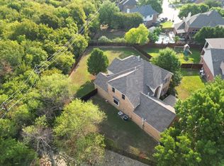 4111 Lakeshore Dr, Mansfield, TX 76063