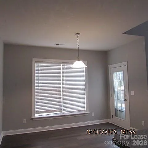 8520 Dargan Ln — Photo 13