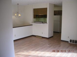 1837 Sharbot Dr, Columbus, OH 43229
