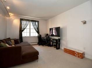 20735 Shearwater Ct W #35, Jersey City, NJ