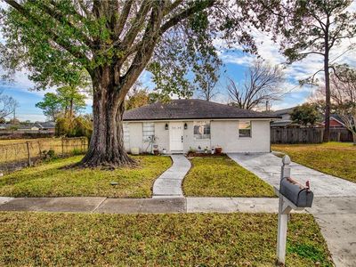 2048 Mercedes Blvd, New Orleans, LA, 70114