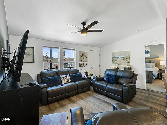 5th image of 37219 River Bend Dr