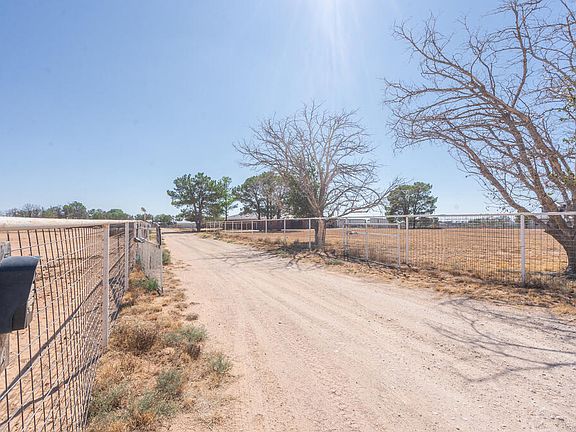 4th image of 7900 E County Road 110