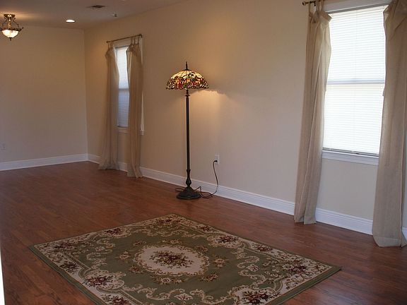 2nd image of 3320 Claire Ave