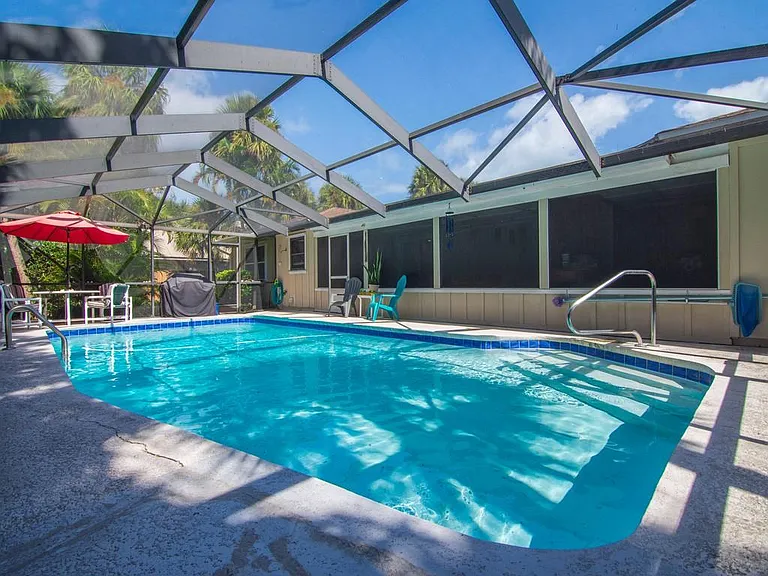 1045 Clipper Rd — Photo 37