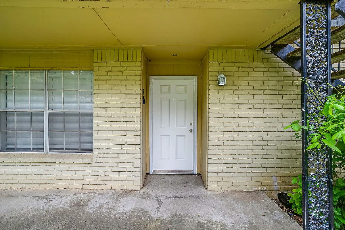Building Photo - 5201 Curzon Ave #9