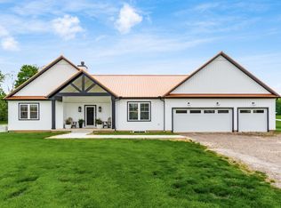 1602 Rome Corners Rd, Galena, OH 43021