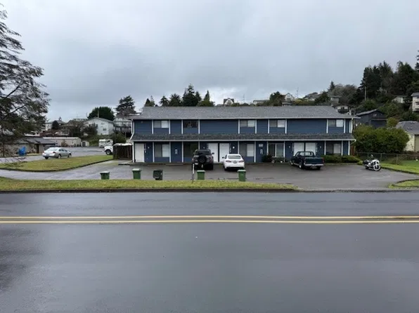 2169, 2101-2109 Harrison St, North Bend, OR 97459