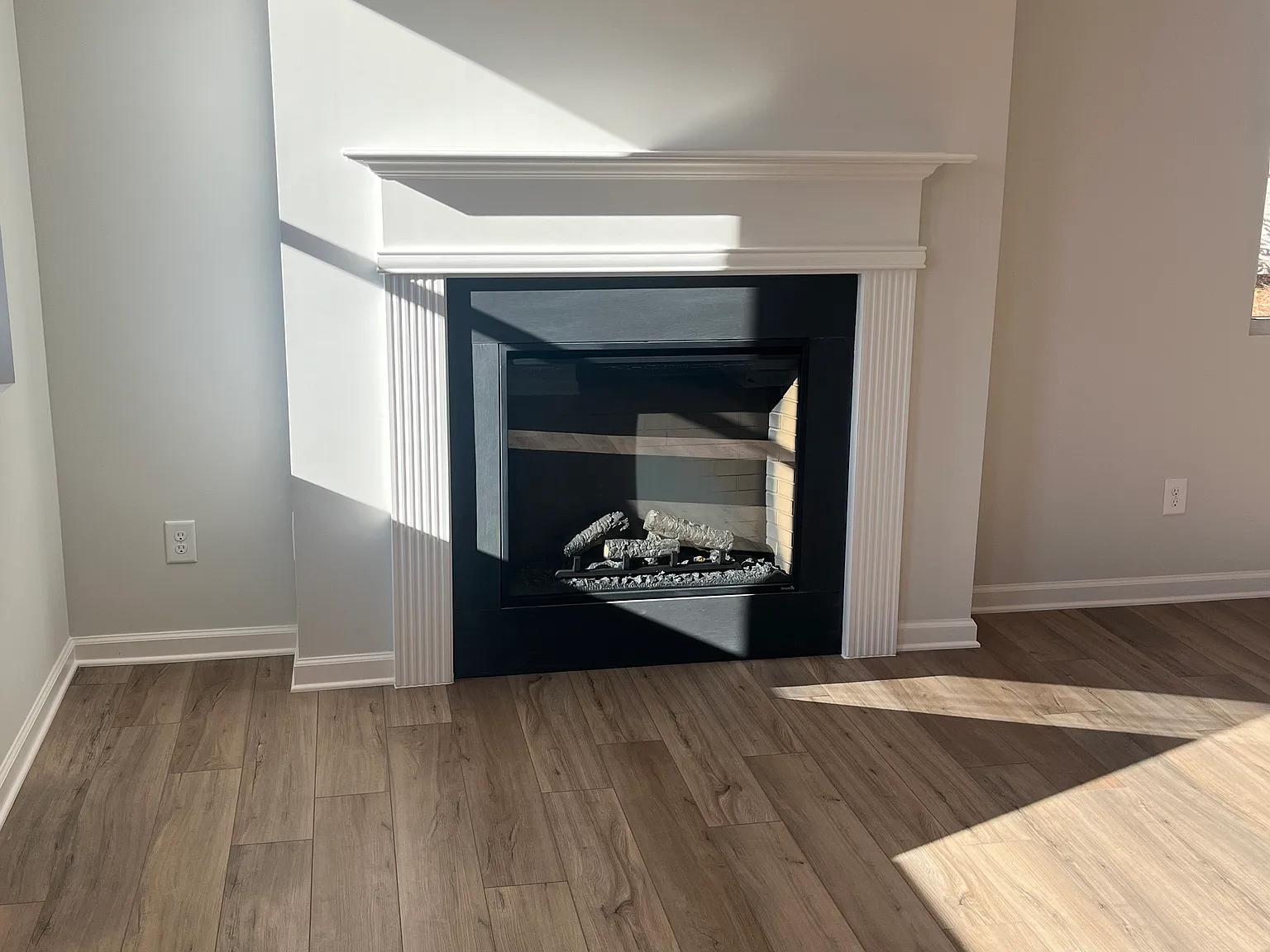 3 bed, 2.5 bath, 1863 sqft, $2,500 — Photo 4