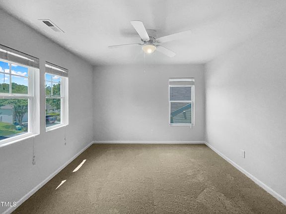 5th image of 619 Collington Dr